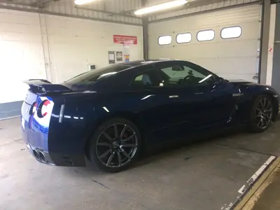 Nissan GT-R used for performance driving instruction